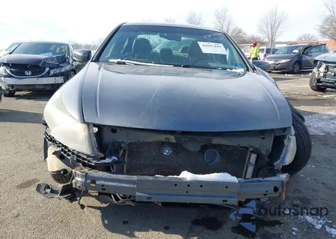 2012 Honda Accord 3.5 Ex-L z USA, uszkodzony, nr VIN 1HGCP3F84CA041111